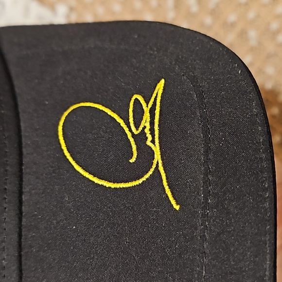 Mercedez-Benz Hat - Picture 6 of 16